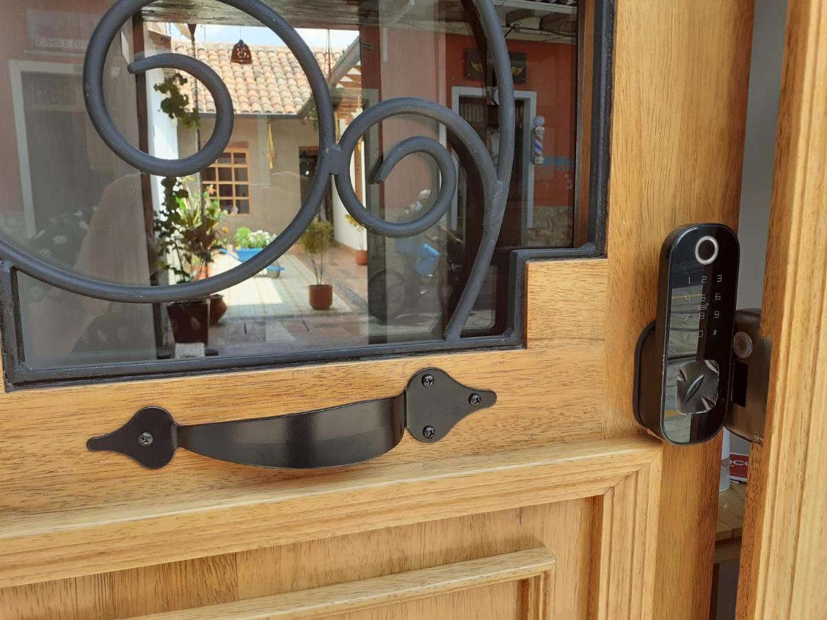Hostal Suite Le Fabrique Cuenca Dış mekan fotoğraf